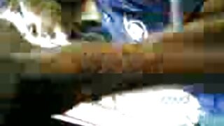 ಫ್ಲಾಟ್ ಎದೆಯ ಸುಂದರಿ ಕ್ಲೋಯ್ ಟೆಂಪಲ್ ಬಿಸಿ POV ದೃಶ್ಯದಲ್ಲಿ ದೊಡ್ಡ ಕೋಳಿಯನ್ನು ನಿಭಾಯಿಸಲು ಪ್ರಯತ್ನಿಸುತ್ತದೆ